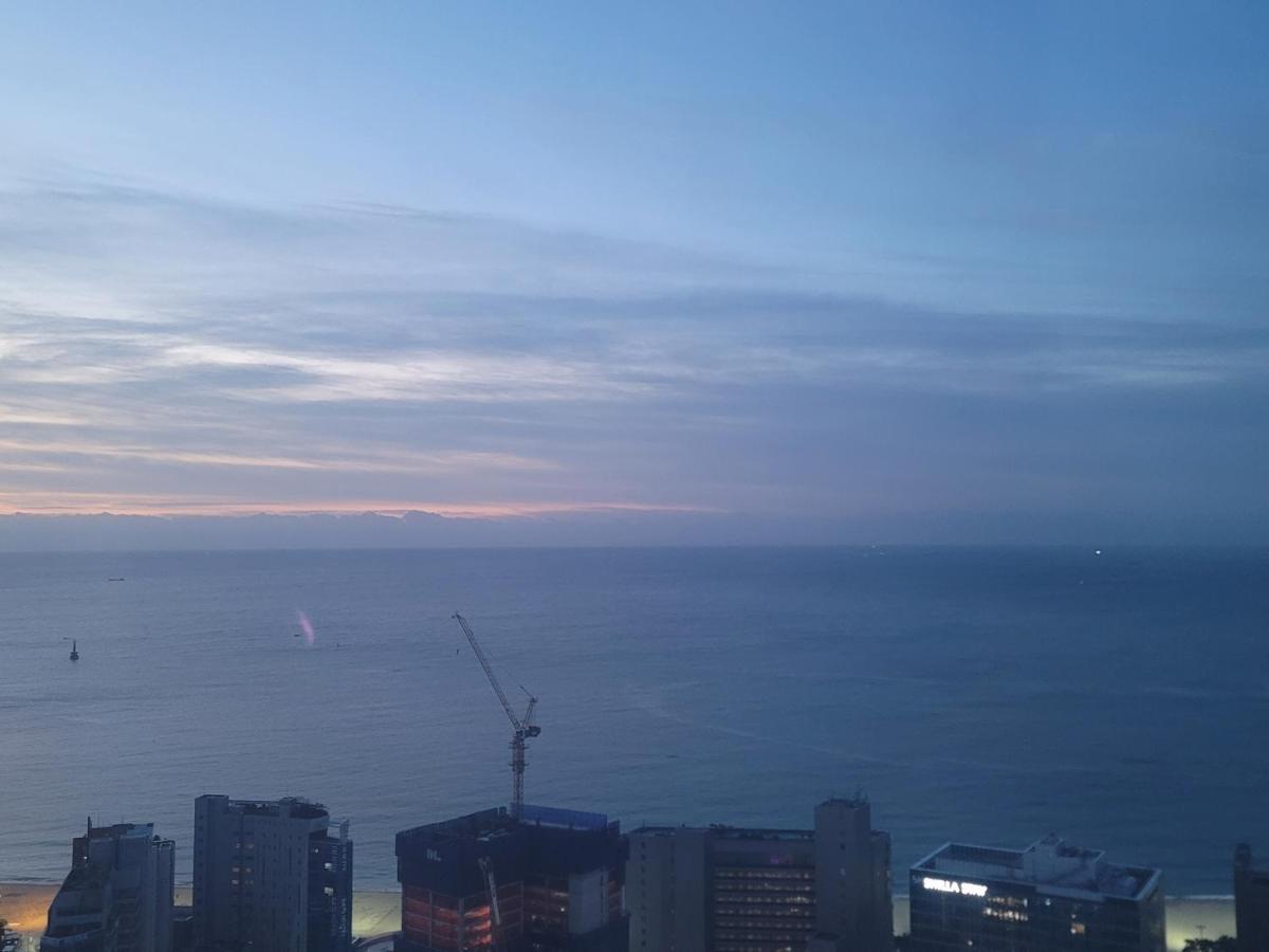 Haeundae Wide Ocean View & Residence Busan Buitenkant foto