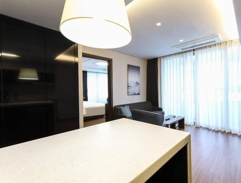 Haeundae Wide Ocean View & Residence Busan Buitenkant foto