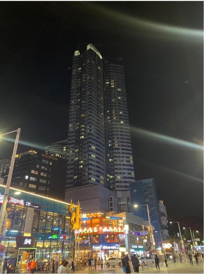 Haeundae Wide Ocean View & Residence Busan Buitenkant foto