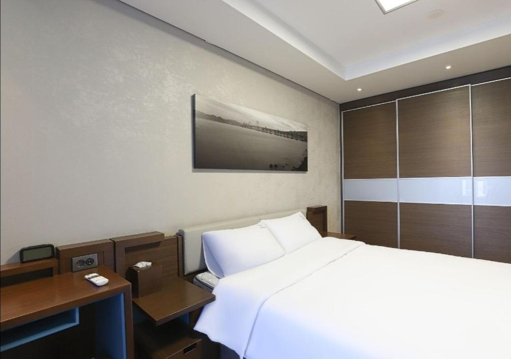 Haeundae Wide Ocean View & Residence Busan Buitenkant foto