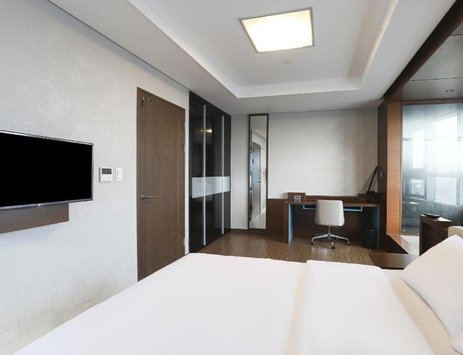 Haeundae Wide Ocean View & Residence Busan Buitenkant foto