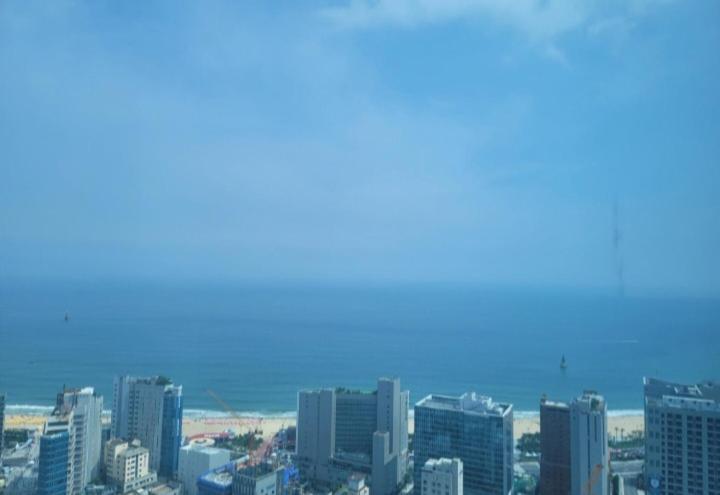 Haeundae Wide Ocean View & Residence Busan Buitenkant foto