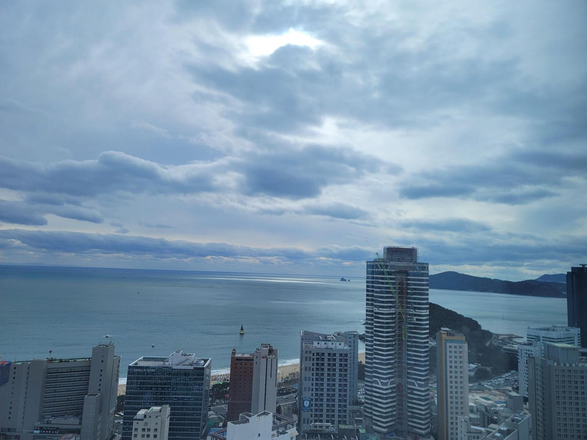Haeundae Wide Ocean View & Residence Busan Buitenkant foto