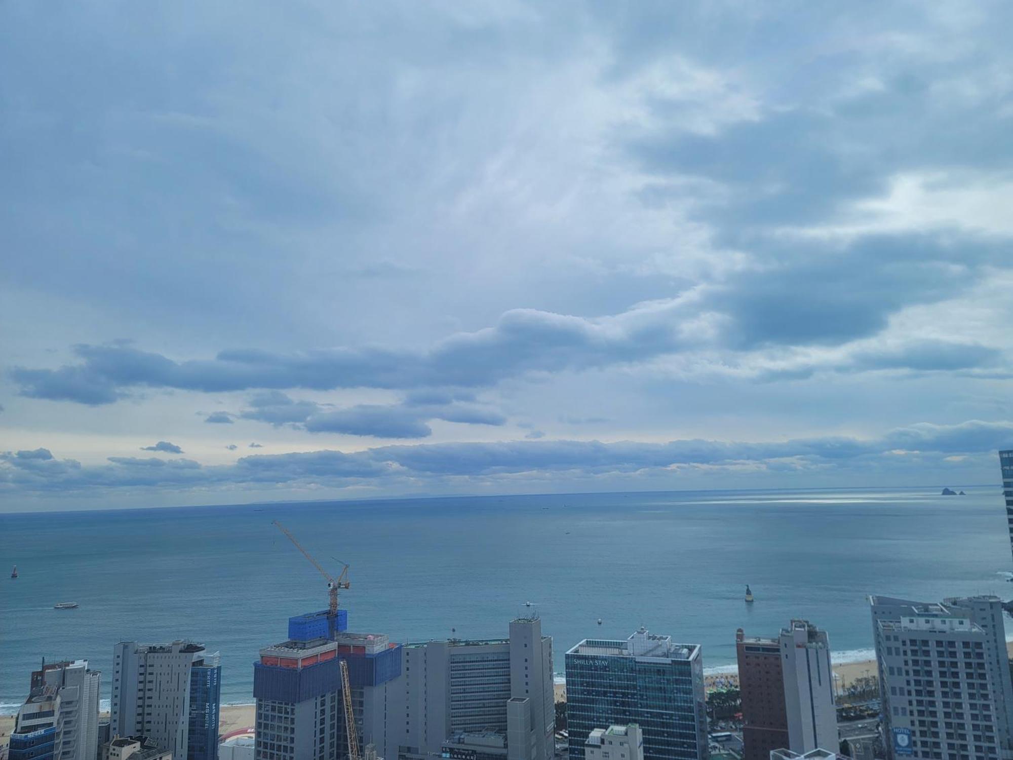 Haeundae Wide Ocean View & Residence Busan Buitenkant foto